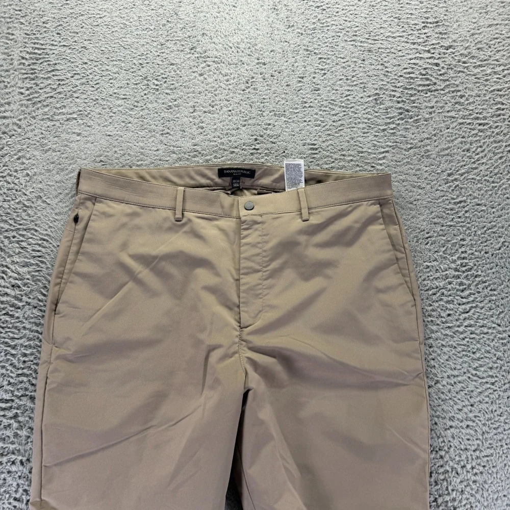 Banana Republic Pant Mens 38x30 Brown Polyester Golf Straight Slim Performance
